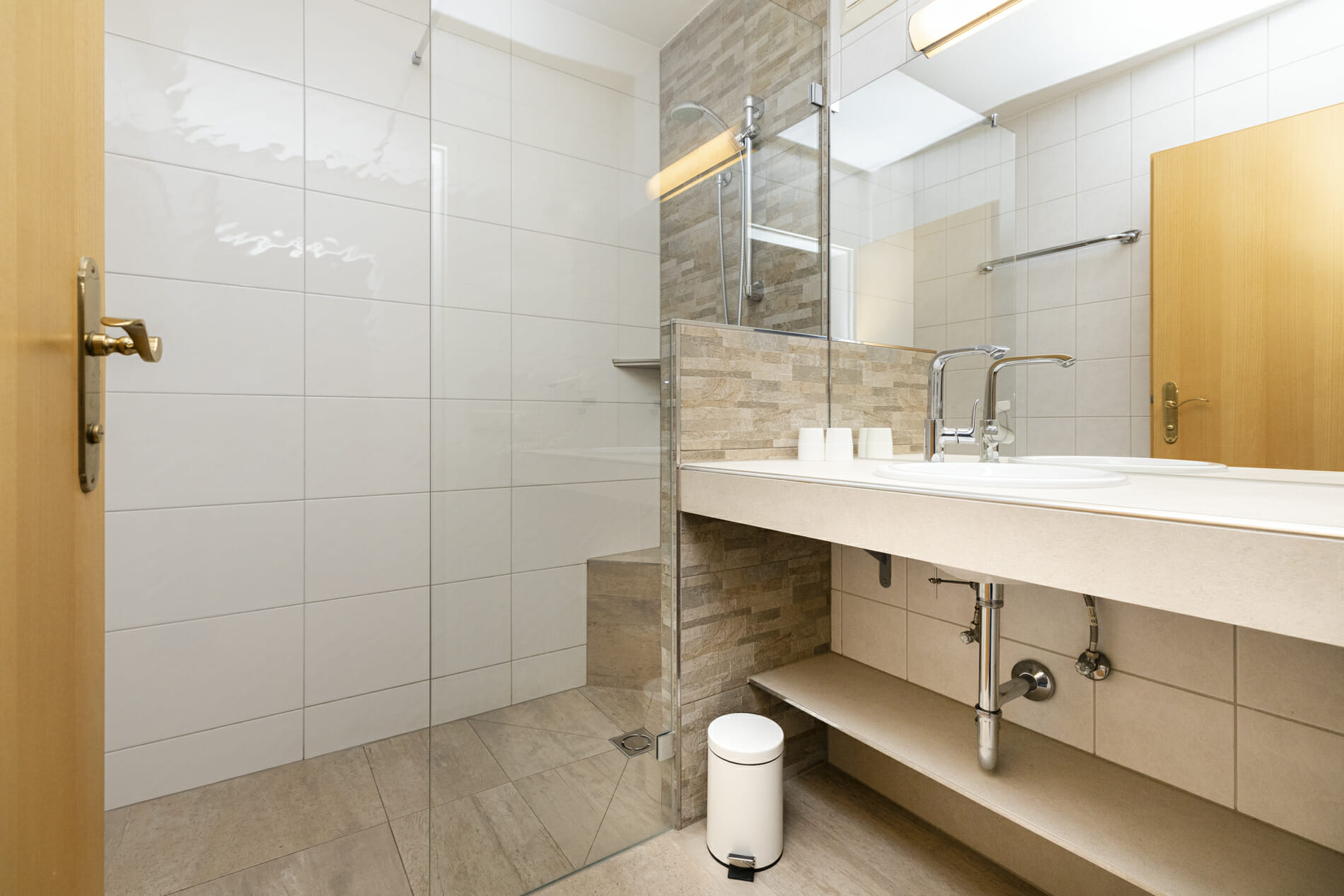 Griessenkar Badezimmer mit Dusche